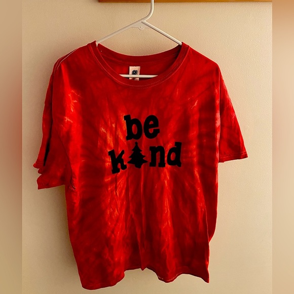Tops - Everyone needs to be inspired to be kind with a holiday, XL, tie dye t-shirt